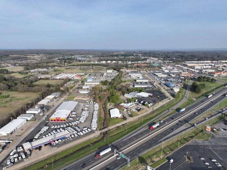 More Photos Of 1180 Collier Dr, Conway Office For Sale