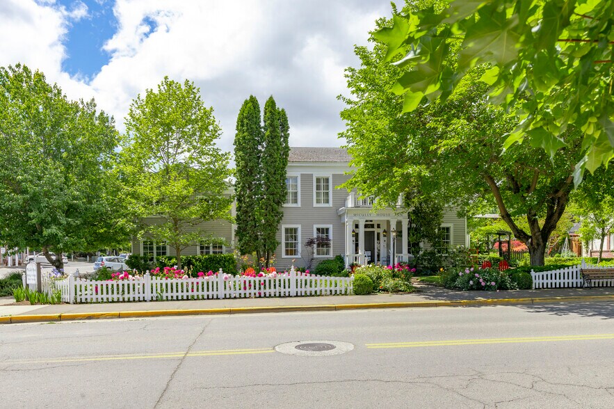 More Photos Of 240 E California St, Jacksonville Hotel For Sale