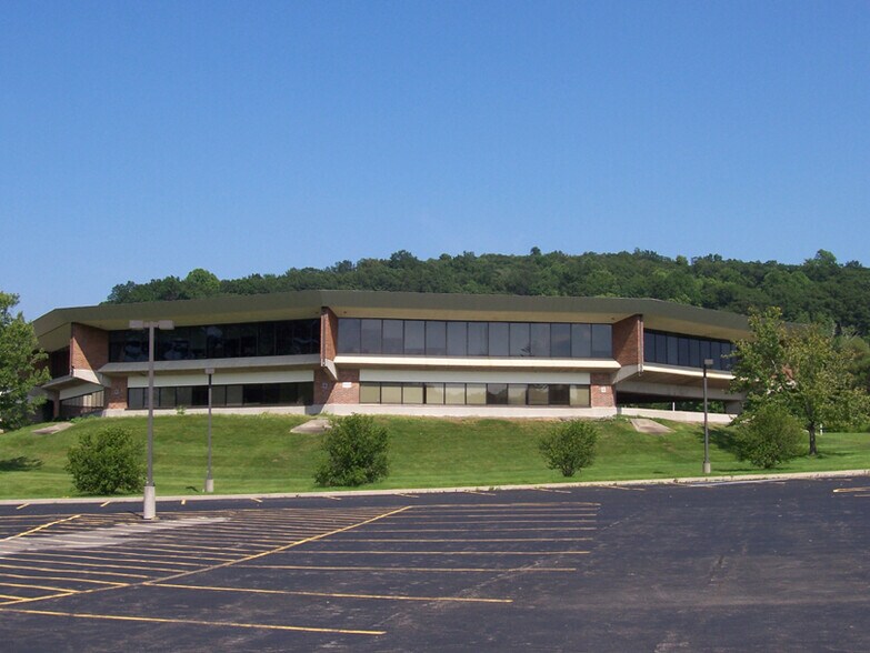 More Photos Of 1100 Pittsford Victor Rd, Pittsford Office For Lease