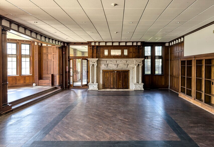 More Photos Of 349 Old Stockbridge Rd, Lenox Specialty For Sale
