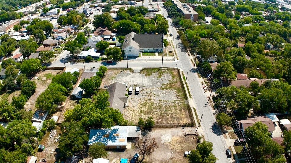 More Photos Of 507 E Mayfield Blvd, San Antonio Religious Facility For Sale