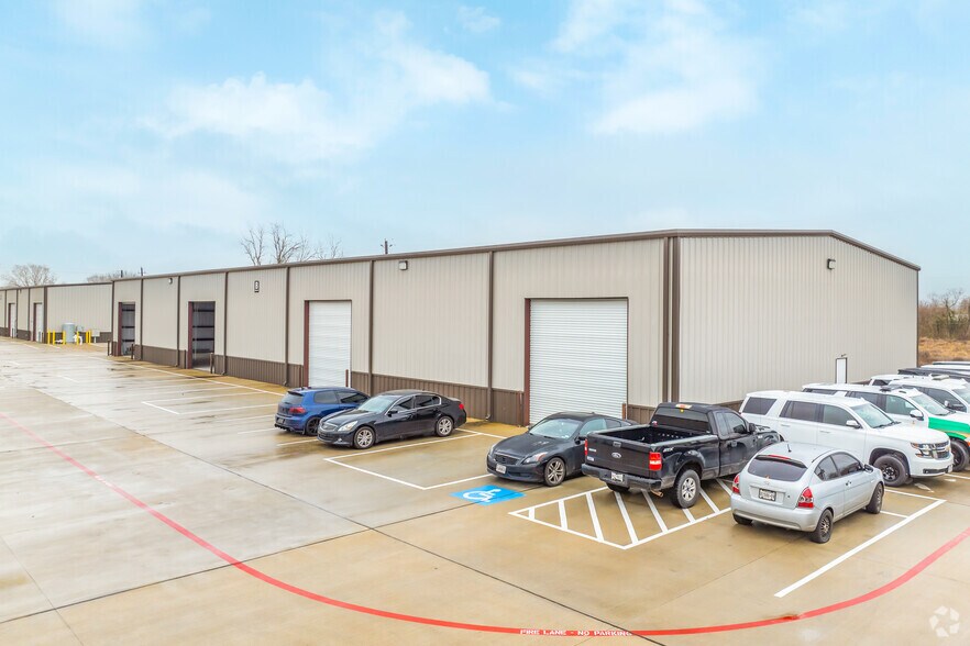 More Photos Of 18500 Pearland Sites Rd, Pearland Unknown For Lease