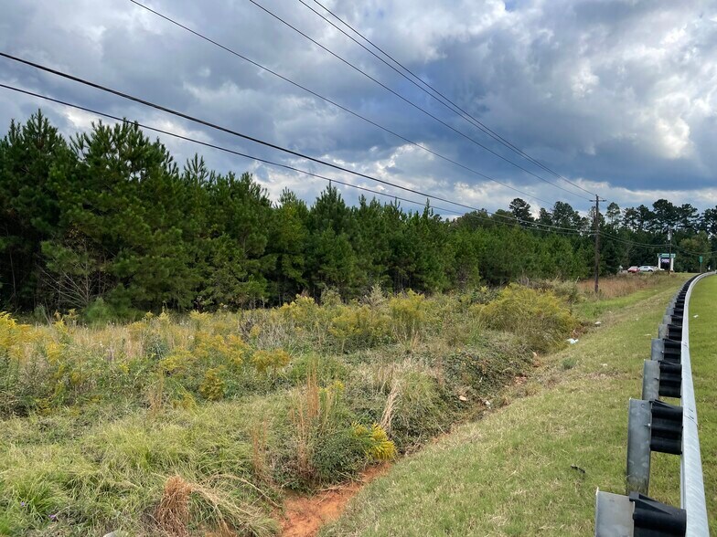 More Photos Of 2735 N Columbia St, Milledgeville Land For Sale