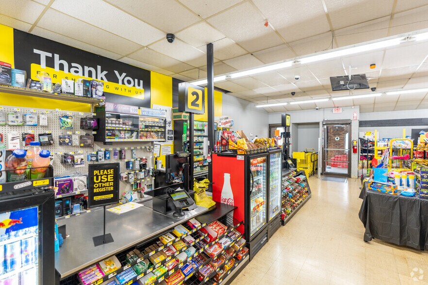 More Photos Of 500 E Saint Joseph St, Springfield Storefront For Sale