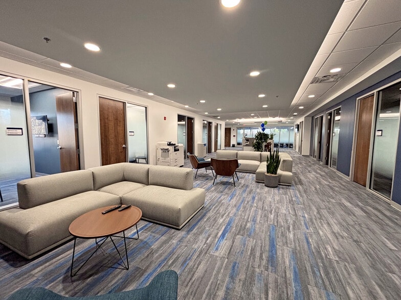 More Photos Of 280 Executive Pky W, Hudson Office For Lease