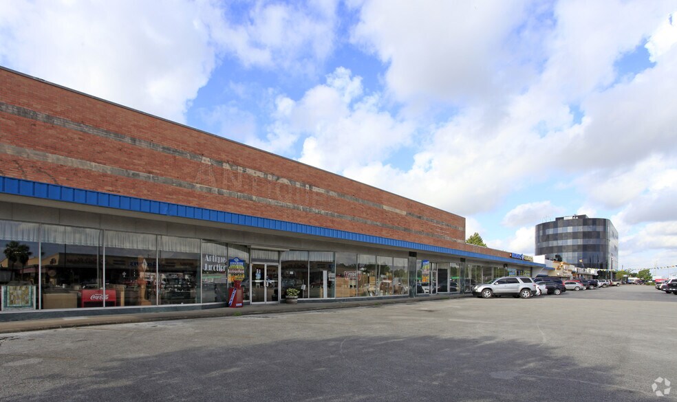 More Photos Of 111-121 W Southmore Ave, Pasadena Unknown For Lease