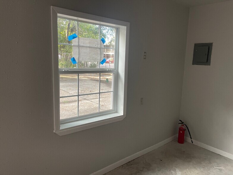 More Photos Of 5531 McClelland dr, Baton Rouge Freestanding For Sale