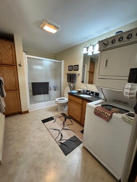 More Photos Of 112 Pleasant St NE, Preston Apartments For Sale