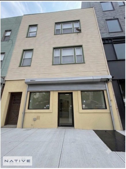 Primary Photo Of 68 Nassau Ave, Brooklyn General Retail For Lease
