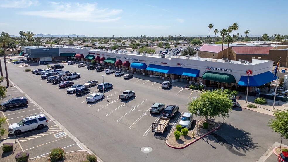 More Photos Of 10001 W Bell Rd, Sun City Unknown For Lease