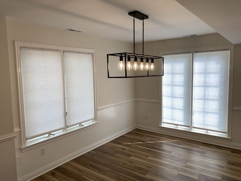 More Photos Of 23 Woodland Rd, Madison Office Residential For Lease