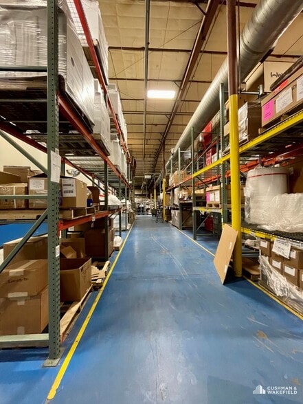 More Photos Of 7501 Miller Dr, Frederick Manufacturing For Sale