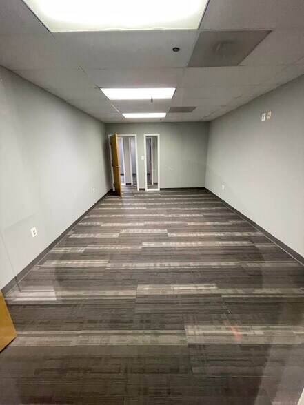 More Photos Of 15 Wormans Mill Ct, Frederick Research And Development For Lease