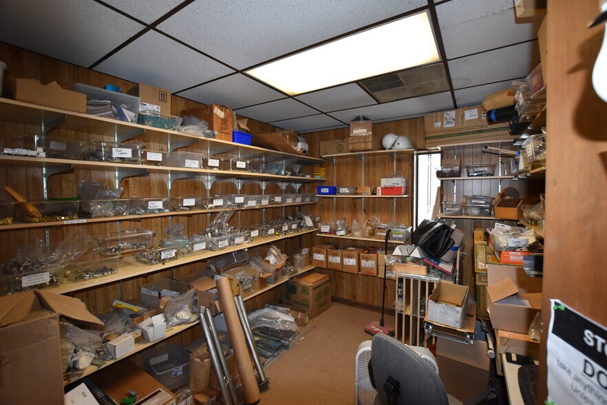 More Photos Of 4010 Calhoun Ave, Chattanooga Light Distribution For Sale