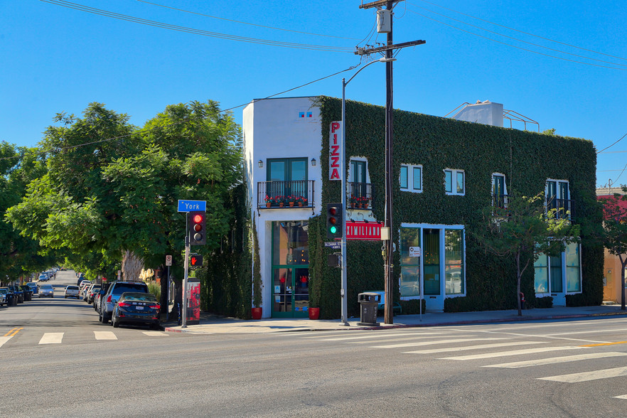 Primary Photo Of 5924-5930 York Blvd, Los Angeles Restaurant For Lease