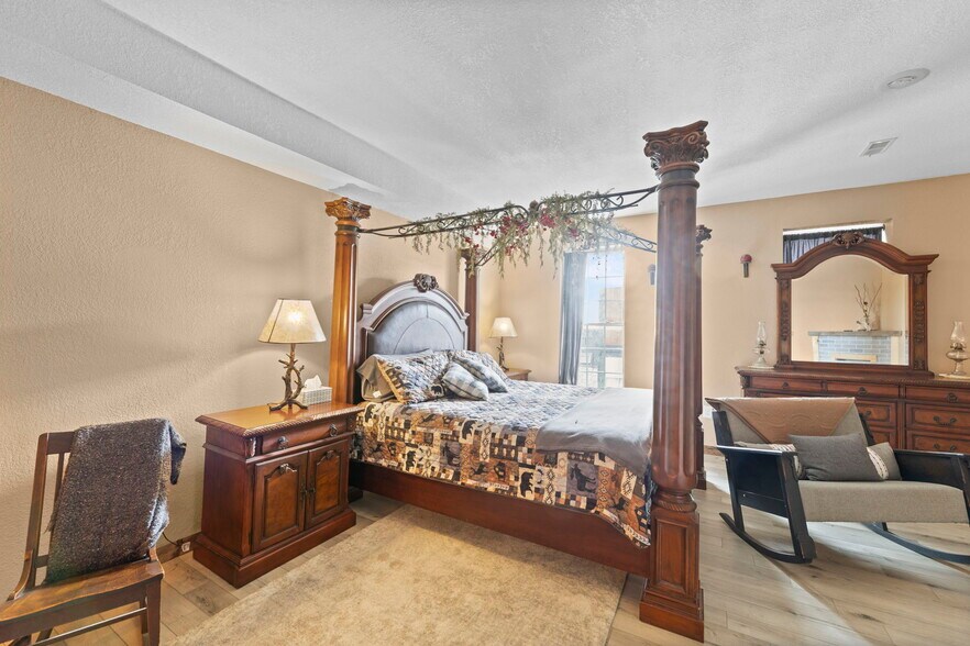 More Photos Of 116 N 3rd St, Burlington Apartments For Sale