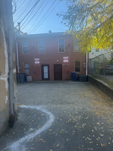 More Photos Of 720 I St SE, Washington Loft Creative Space For Lease