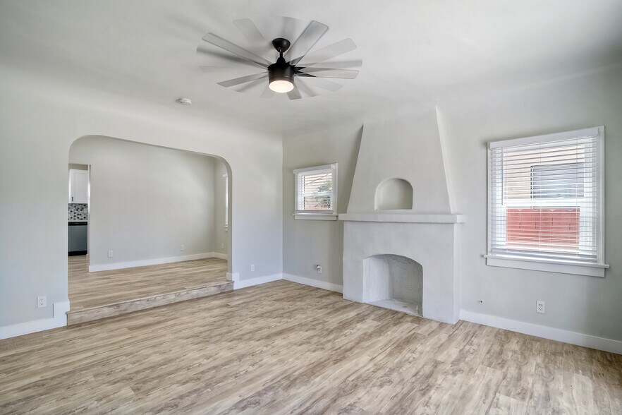 More Photos Of 4685 Hamilton St, San Diego Apartments For Sale