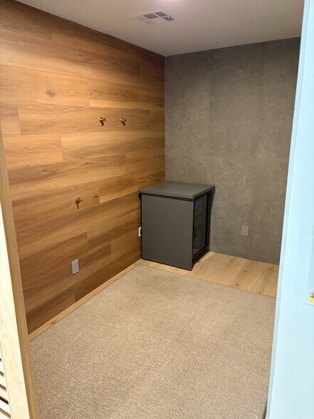 More Photos Of 24582 Del Prado, Dana Point Storefront Retail Residential For Lease