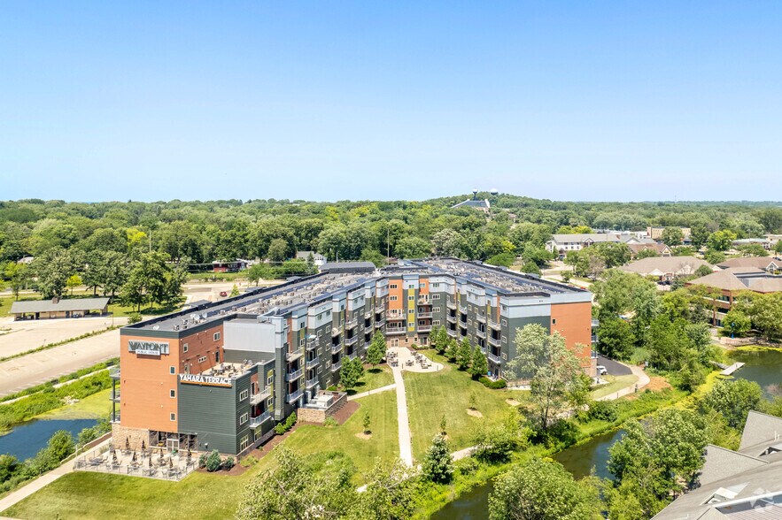 More Photos Of 320 W Broadway, Monona Apartments For Lease