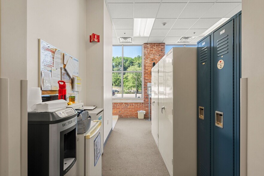 More Photos Of , Lawrence Office For Sale