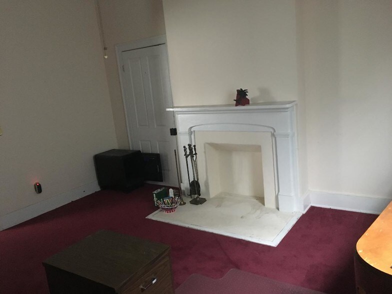 More Photos Of 1924 Barnwell St, Columbia Office For Lease