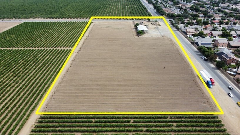 More Photos Of 1777 Comanche dr, Arvin General Retail For Sale