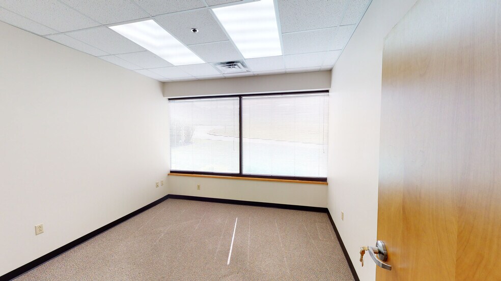 More Photos Of 3731 Boardman Canfield Rd, Canfield Office For Lease