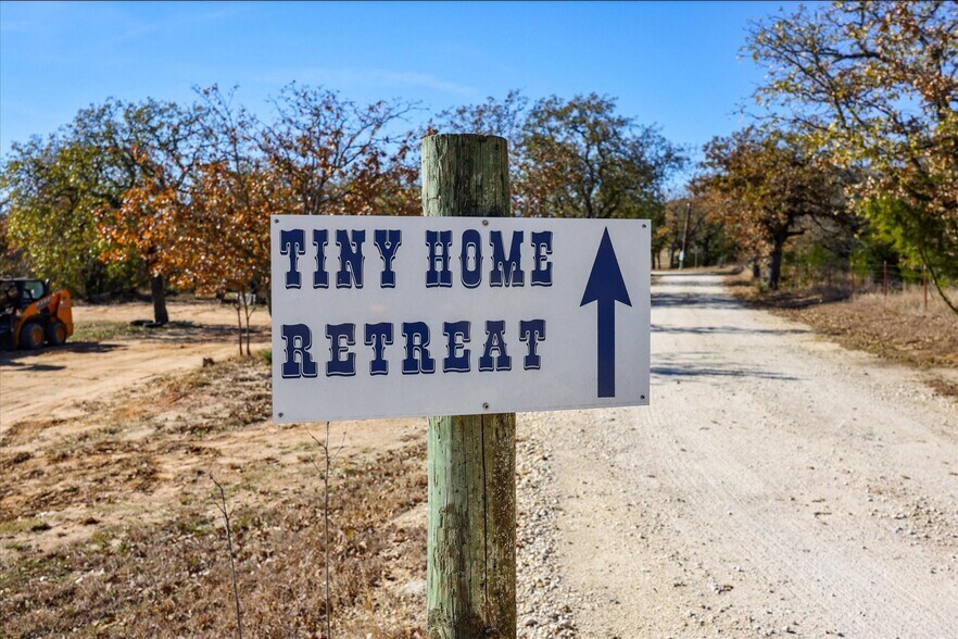 More Photos Of 8980 County Road 156, Bluff Dale Land For Sale