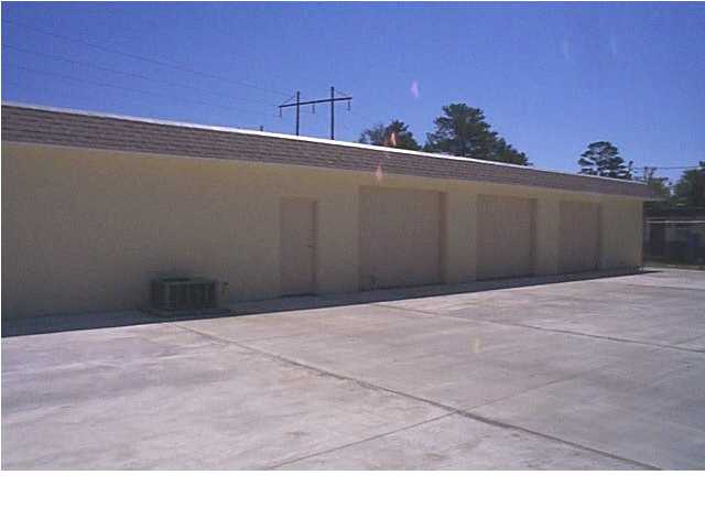 More Photos Of 733 Edge St, Fort Walton Beach Flex For Lease