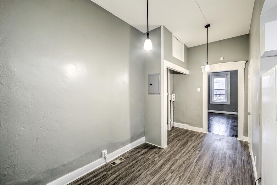 More Photos Of 2013 S 11th St, Saint Louis Apartments For Sale