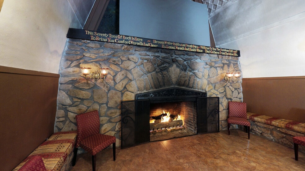 More Photos Of 800 Arrowhead Villa Rd, Lake Arrowhead Lodge Meeting Hall For Sale