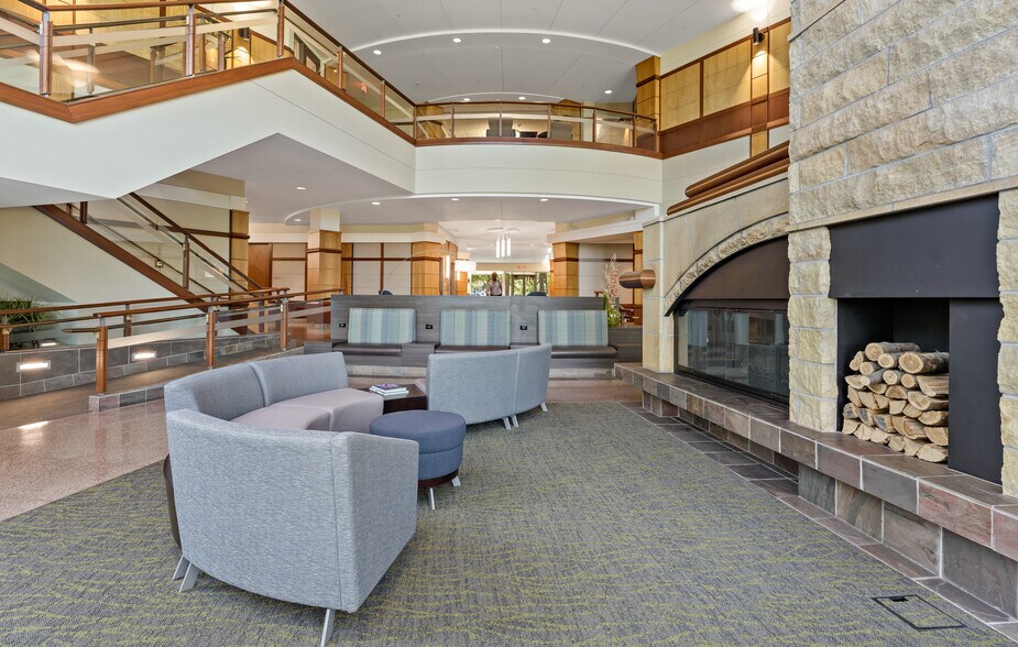More Photos Of 10400 Viking Dr, Eden Prairie Office For Lease