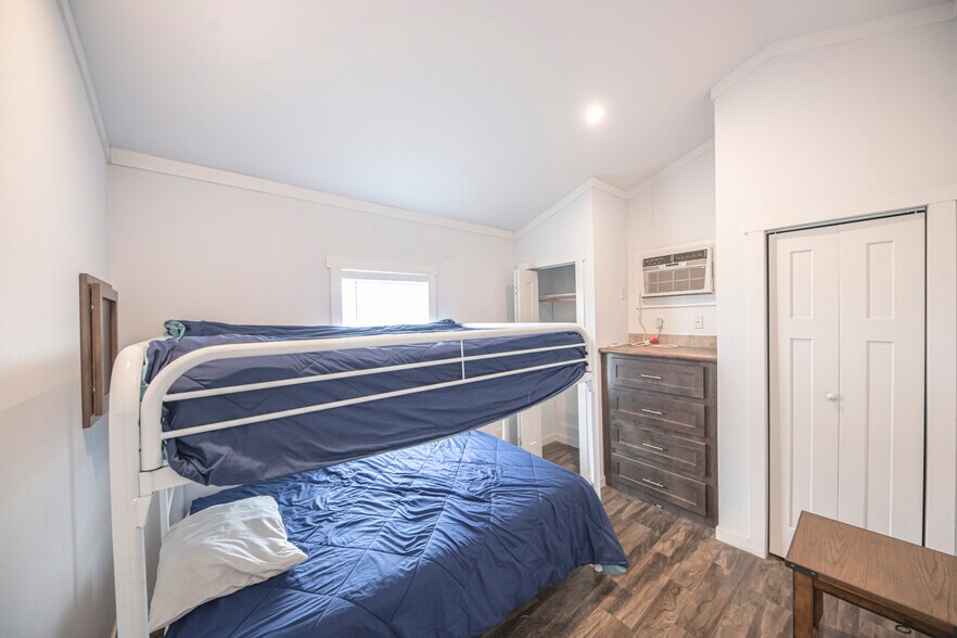 More Photos Of 4301 S County Road 1135, Midland Specialty For Lease