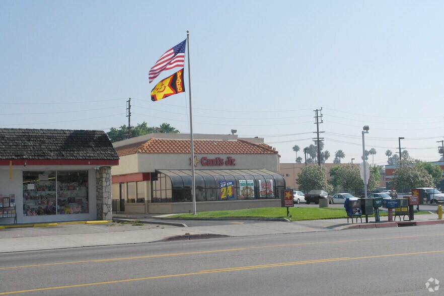 More Photos Of 21201 Sherman Way, Canoga Park Fast Food For Sale