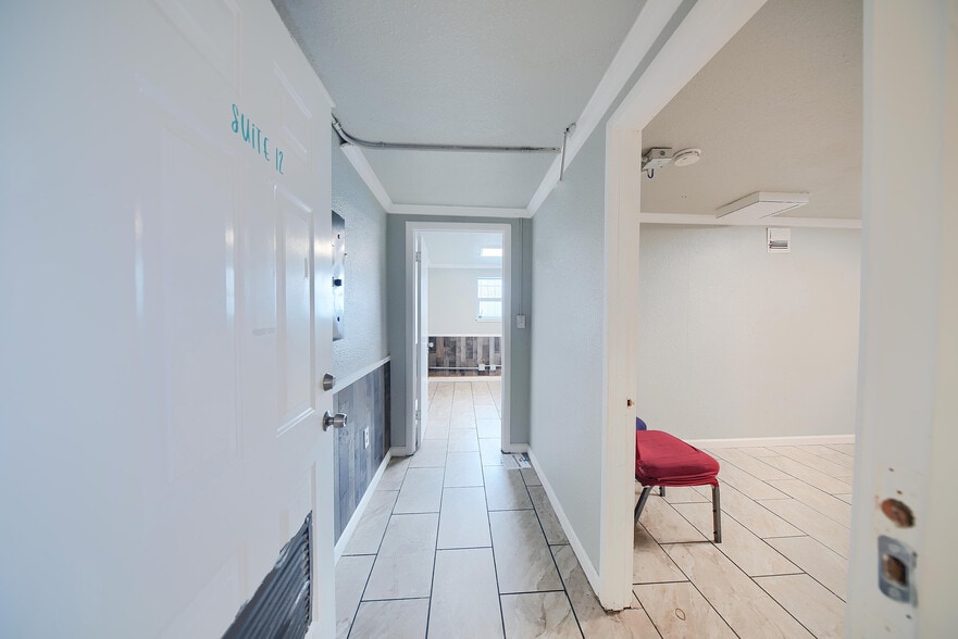 More Photos Of 33 E Magnolia St, Stockton Office For Lease