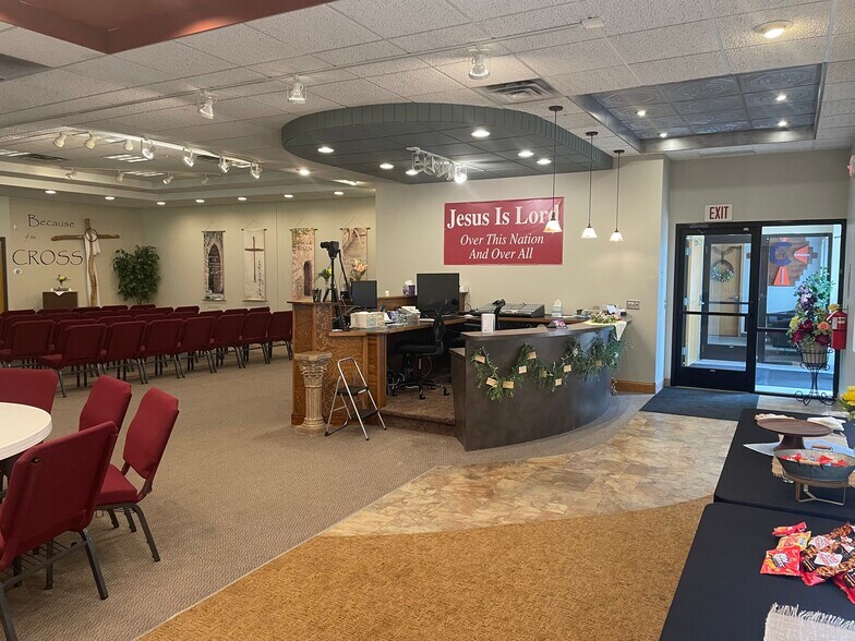 More Photos Of 13720 Lincoln St NE, Ham Lake Warehouse For Sale