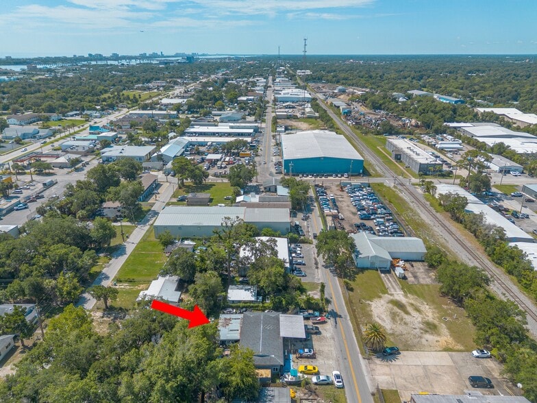 More Photos Of 635 Carswell Ave, Holly Hill Auto Repair For Sale