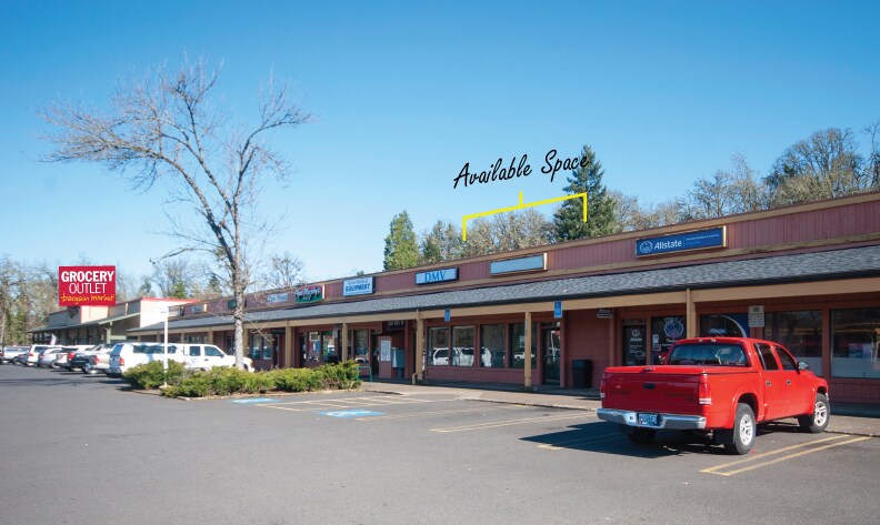 More Photos Of 200 Gateway Blvd, Cottage Grove Unknown For Lease