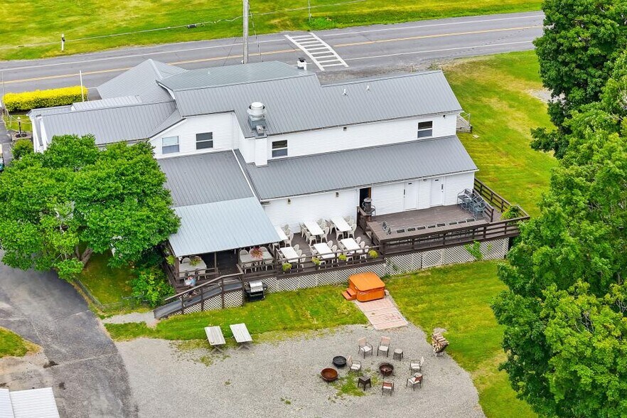 Primary Photo Of 218 N Applegate Rd, Ithaca Golf Course Driving Range For Sale