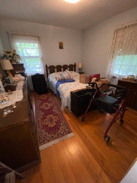 More Photos Of 7009 W Tripoli Ave, Milwaukee Apartments For Sale