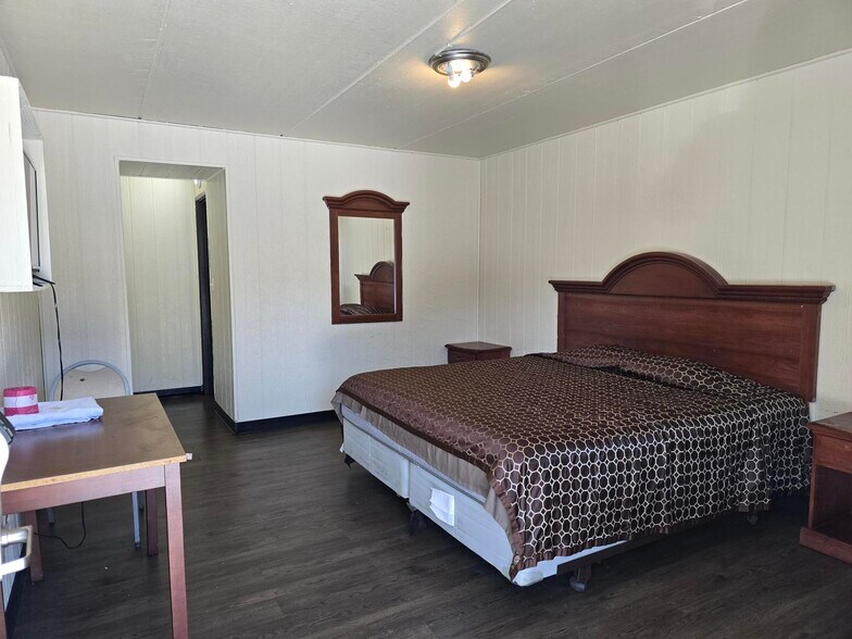 More Photos Of 6535 S King Dr, Chicago Hotel For Sale