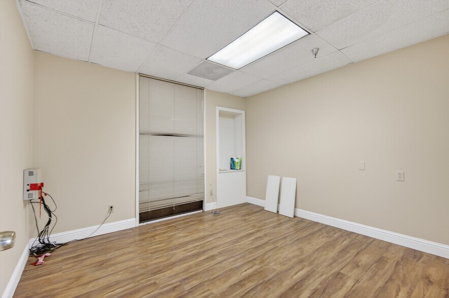 More Photos Of 3676 E Dakota Ave, Fresno Assisted Living For Sale