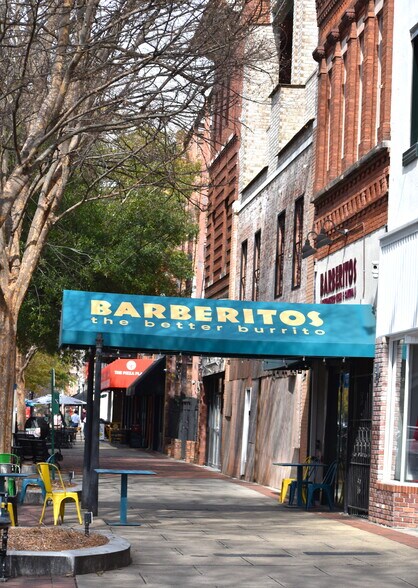 Primary Photo Of 1014 Broadway, Columbus Storefront Retail Residential For Lease