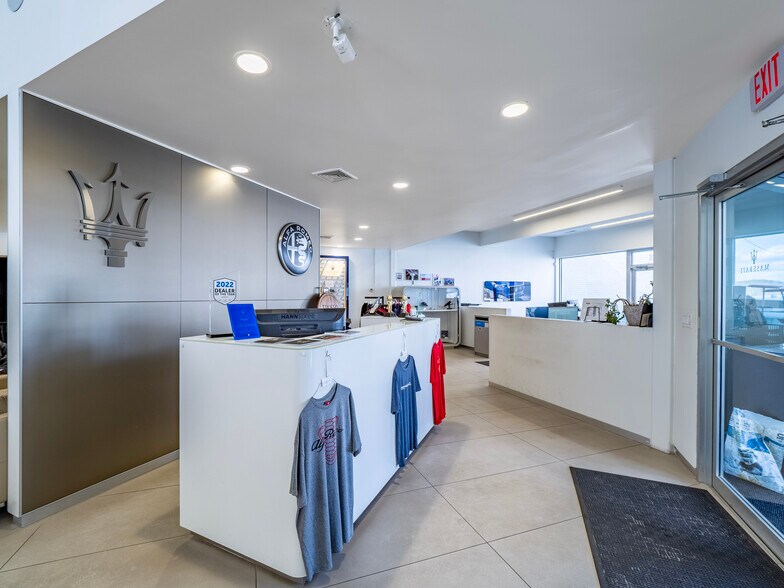 More Photos Of 52 Newtown Rd, Danbury General Retail For Sale