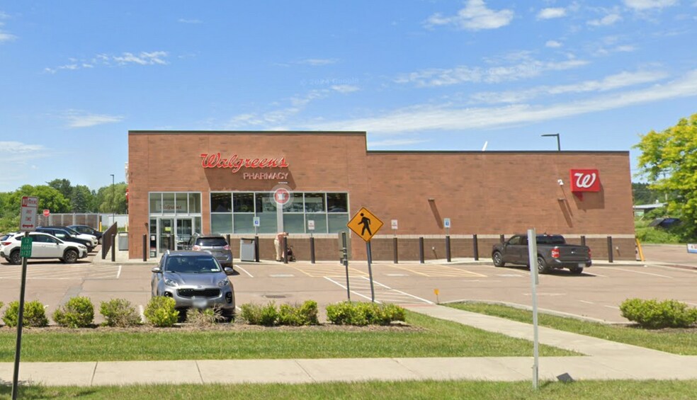 More Photos Of 79 North St, Dryden Drugstore For Lease