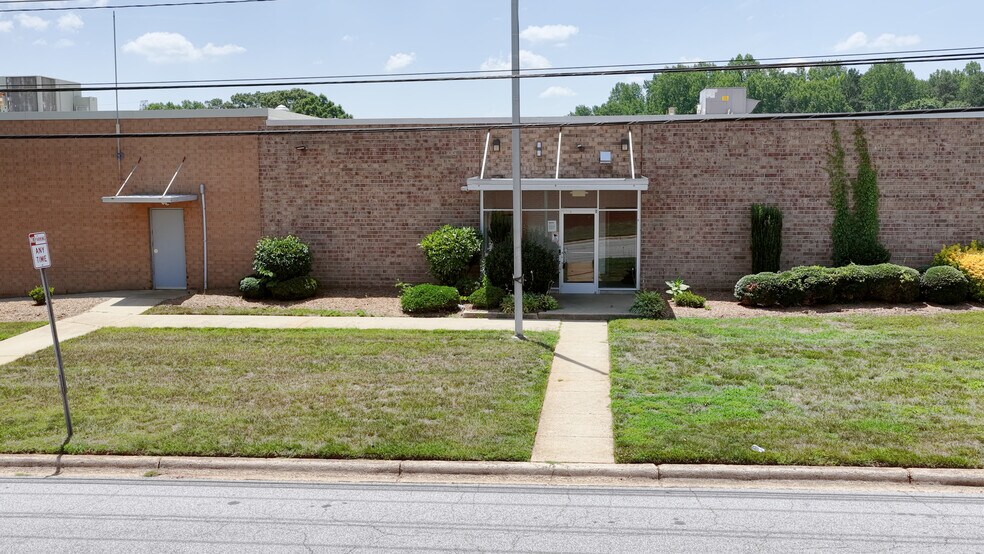 Primary Photo Of 615 Industrial Ave, Salisbury Warehouse For Sale