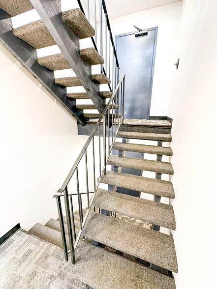 More Photos Of 4927 Walker Ave, Lincoln Apartments For Sale