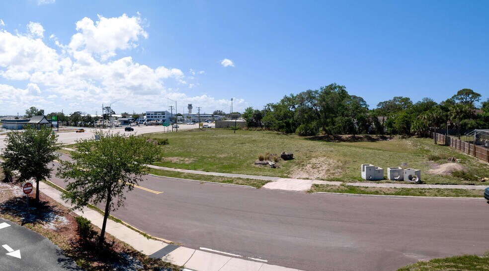 More Photos Of 7972 N Tamiami Trl, Sarasota Land For Sale