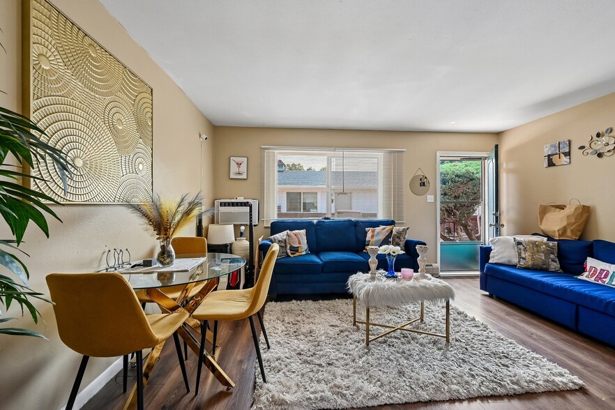 More Photos Of 5250 E Warren Ave, Denver Apartments For Sale